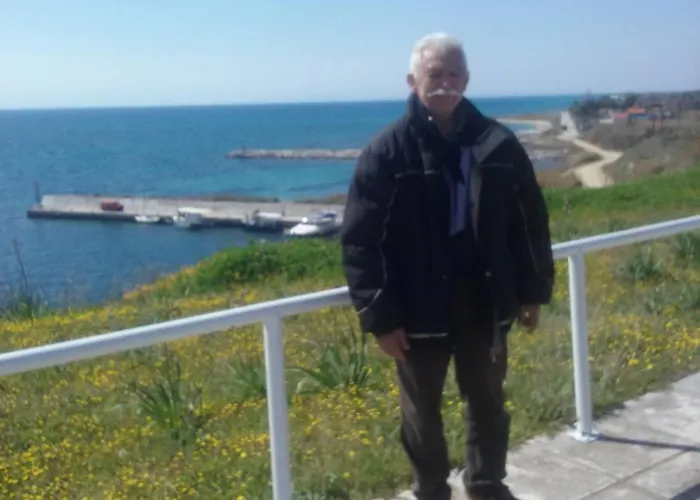 Mpampis * Nea Kallikrateia